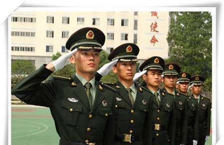 考军校的条件：考军校条件考军校的身体条件有什么要