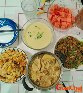 ​特色菜捣鱼刺好吃吗？怎么做？