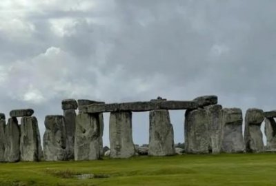 ​托马斯·布朗的散文《翁葬》，至今仍然是世界文学史上不朽的篇章