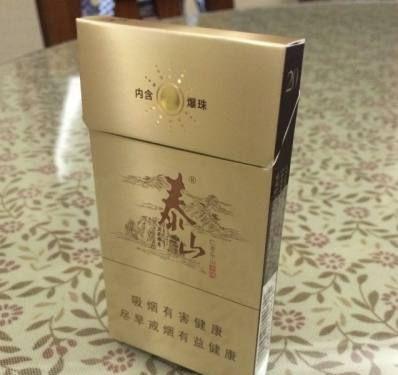 闻香识味，曾迷恋那浓郁的梅子味，今迷恋那浓郁的茶甜香