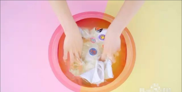 衣服隔年黄渍小妙招,衣服上的黄渍用什么办法可以洗掉图10