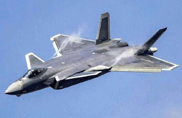 F-22和歼20无人能及?地位却远不及这款二代战机!