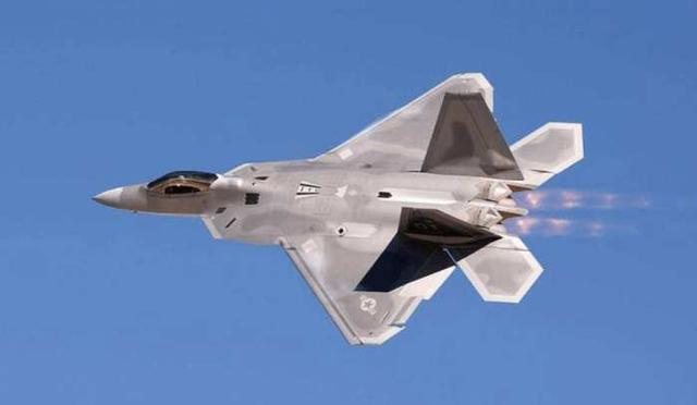 F-22和歼20无人能及?地位却远不及这款二代战机!