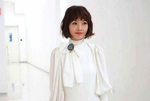 一胖毁所有？鲁豫120斤时候的样子，真的比她现在美多了！