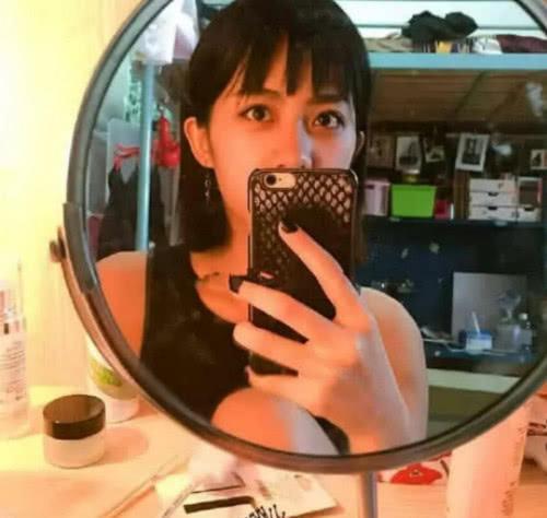 李婷婷的腿是有多细？看她穿上溜冰鞋就懂了，网友：你怕是要上天