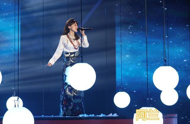 《歌手》最后的补位是她,是位少数民族歌手,但很难冲击冠军