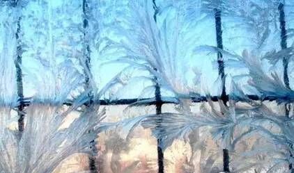 冬季窗户结露,结冰怎么办呢