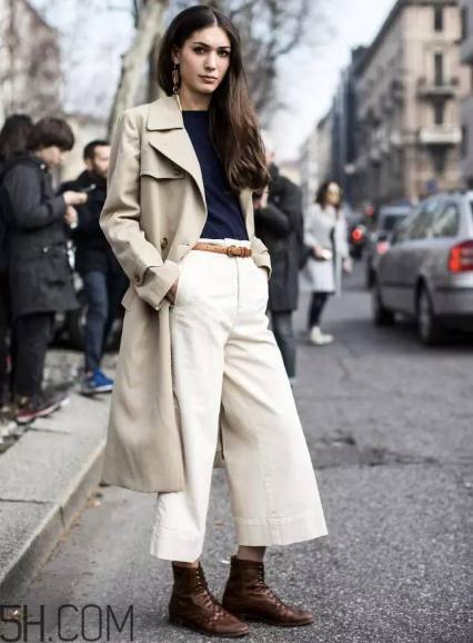 阔腿裤配平底鞋好看吗？阔腿裤配什么平底鞋？