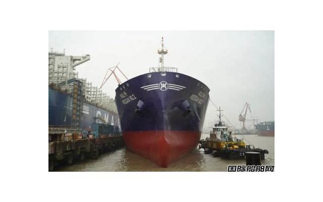  老公迷上了一个女主播，原来那是老他的初恋情人