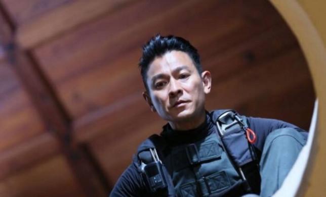 刘德华身受重伤已半年归藏6个月 震撼复出轰动娱乐圈