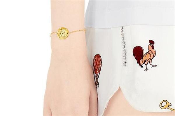 lv猪年限定手链多少钱 本命年礼物最佳选择