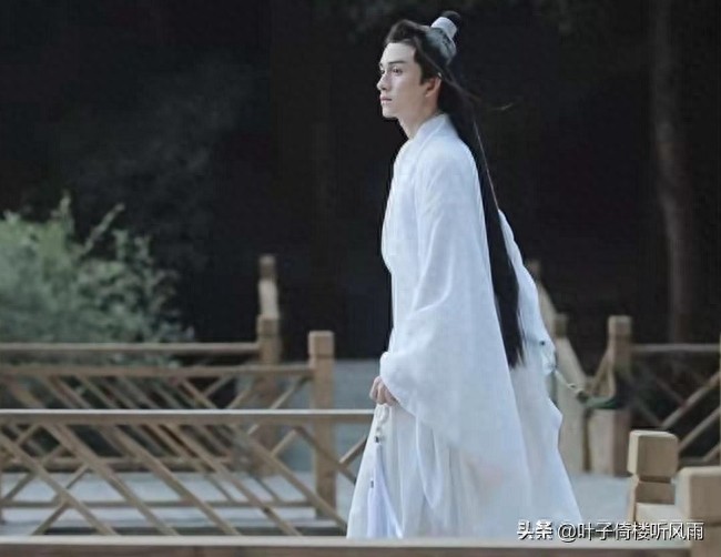 陈情令里的金光瑶扮演者，朱赞锦国风照片玄衣白袍，一如少年模样