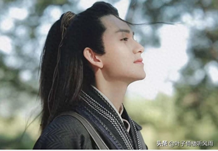 陈情令里的金光瑶扮演者，朱赞锦国风照片玄衣白袍，一如少年模样