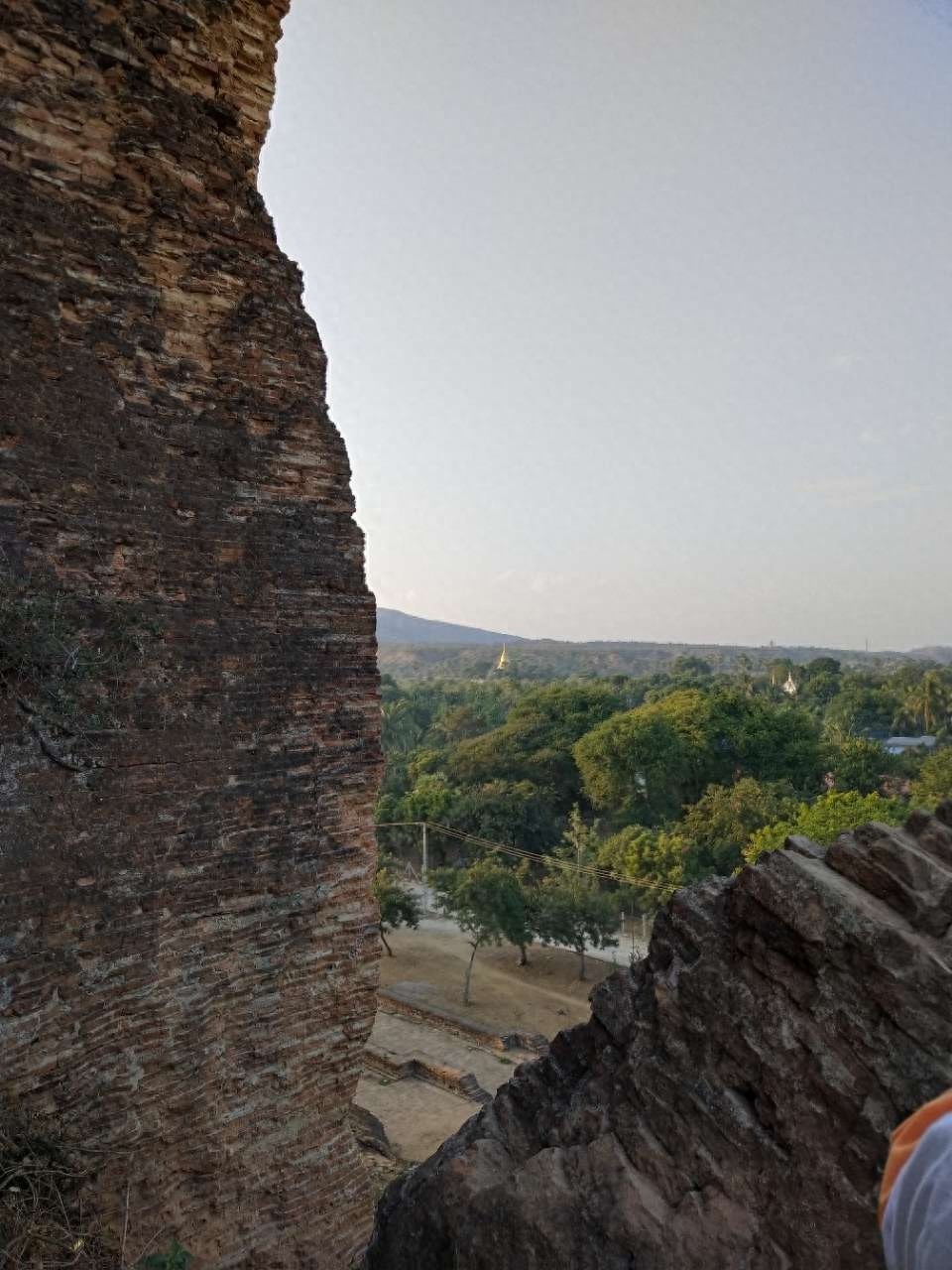 被列为联合国世界文化遗产曼德勒，可看的古迹很多