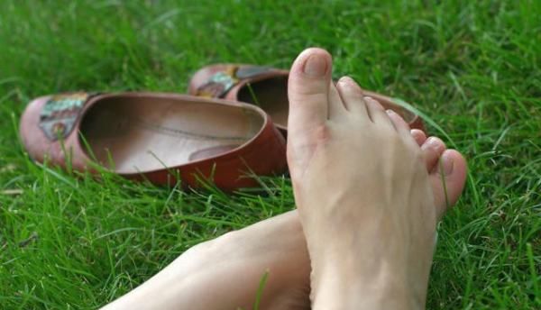 新鞋味道刺鼻是甲醛么,新鞋味道刺鼻是甲醛么,对人体有害吗图2