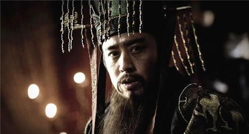 商鞅变法秦始皇多少岁