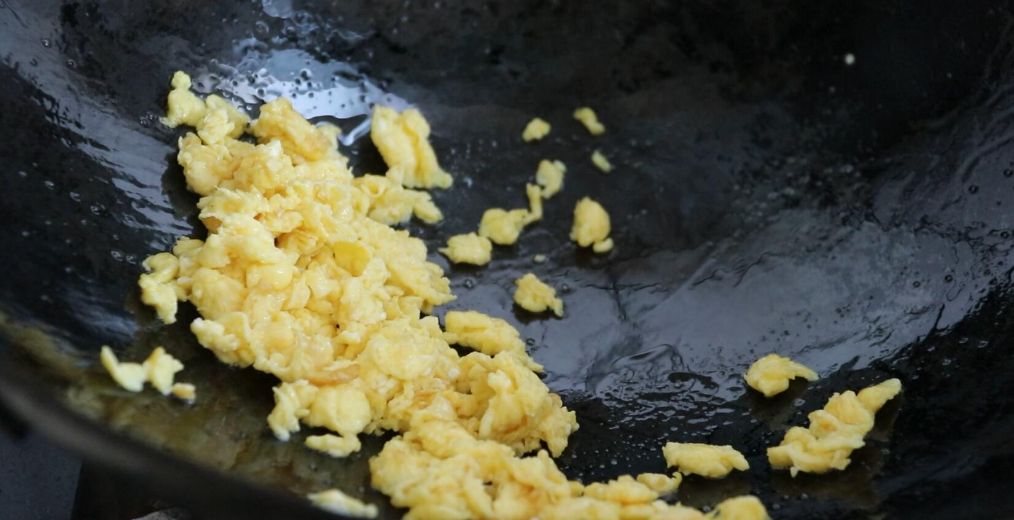 茄子馅饺子的做法（分享给你包饺子的小窍门）