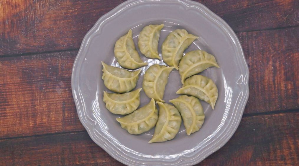 茄子馅饺子的做法（分享给你包饺子的小窍门）