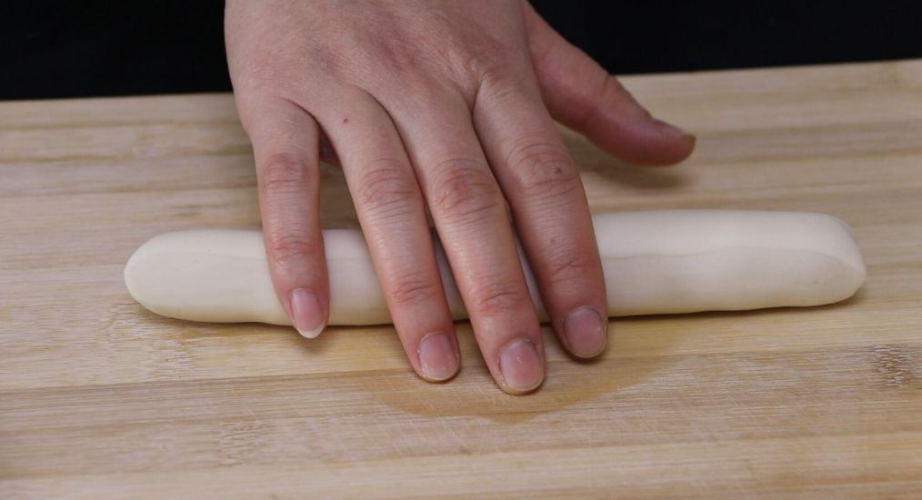 茄子馅饺子的做法（分享给你包饺子的小窍门）