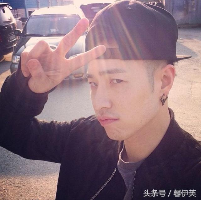 潘玮柏抄了多少歌（潘玮柏回应新歌抄袭龙俊亨）(5)