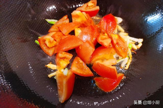 西红柿炒蛋的做法20秒学会（色泽艳红酸甜爽口）(13)