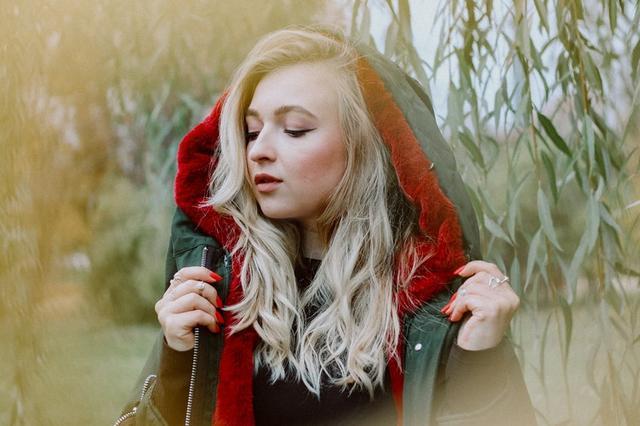 人为何要受委屈？现在知道还不算晚