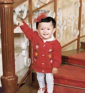 孙俪小时候与现在对比判若两人！网友：万万没想到这么可爱