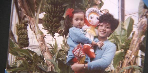 孙俪小时候与现在对比判若两人！网友：万万没想到这么可爱