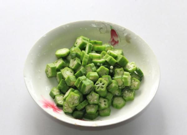 秋葵不焯水能吃,秋葵不焯水能吃有毒吗图2