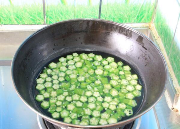 秋葵不焯水能吃,秋葵不焯水能吃有毒吗图6