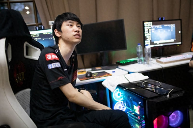 FPX vs IG春季季军赛赛场图集