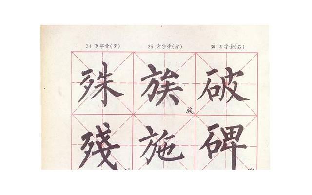 窦骁个人资料简介（窦骁陪何超莲回家后）