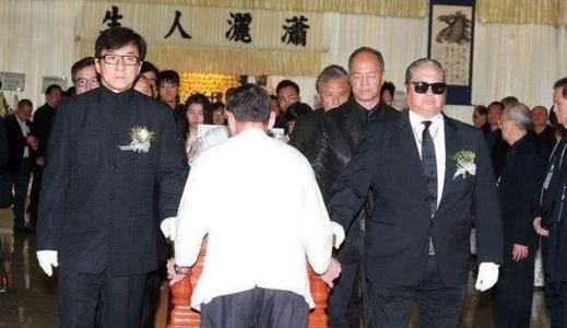 扶灵是什么意思（中国传统葬礼中的一种习俗）