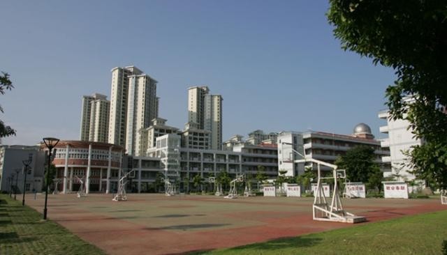 福建省有哪些很厉害的高中？哪几所高中最有名？