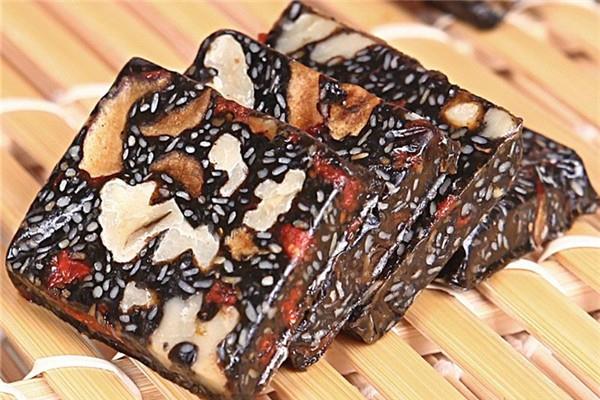 阿胶能调理月经吗 阿胶月经期可以吃吗 阿胶能调理月经吗 阿胶月经期可以吃吗