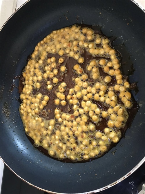 家庭自制爆米花的方法，原来就是这么简单