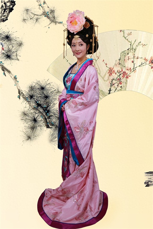 蒋林静古装气质极佳,出演过多个皇后,被誉为“皇后专业户”