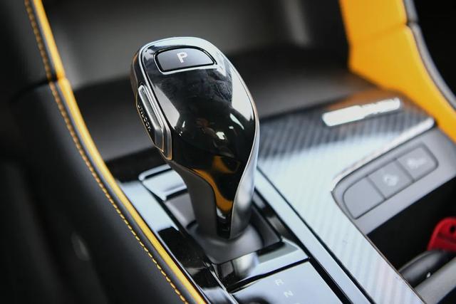 名爵6最低配试驾(名爵6试驾实测6.7秒破百)(22)