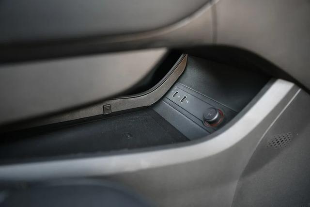 名爵6最低配试驾(名爵6试驾实测6.7秒破百)(17)