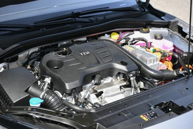 名爵6最低配试驾(名爵6试驾实测6.7秒破百)(21)