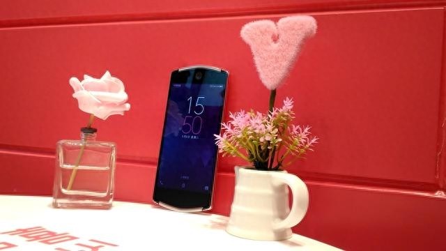 美图不仅有美图秀秀，还有这款美颜神器